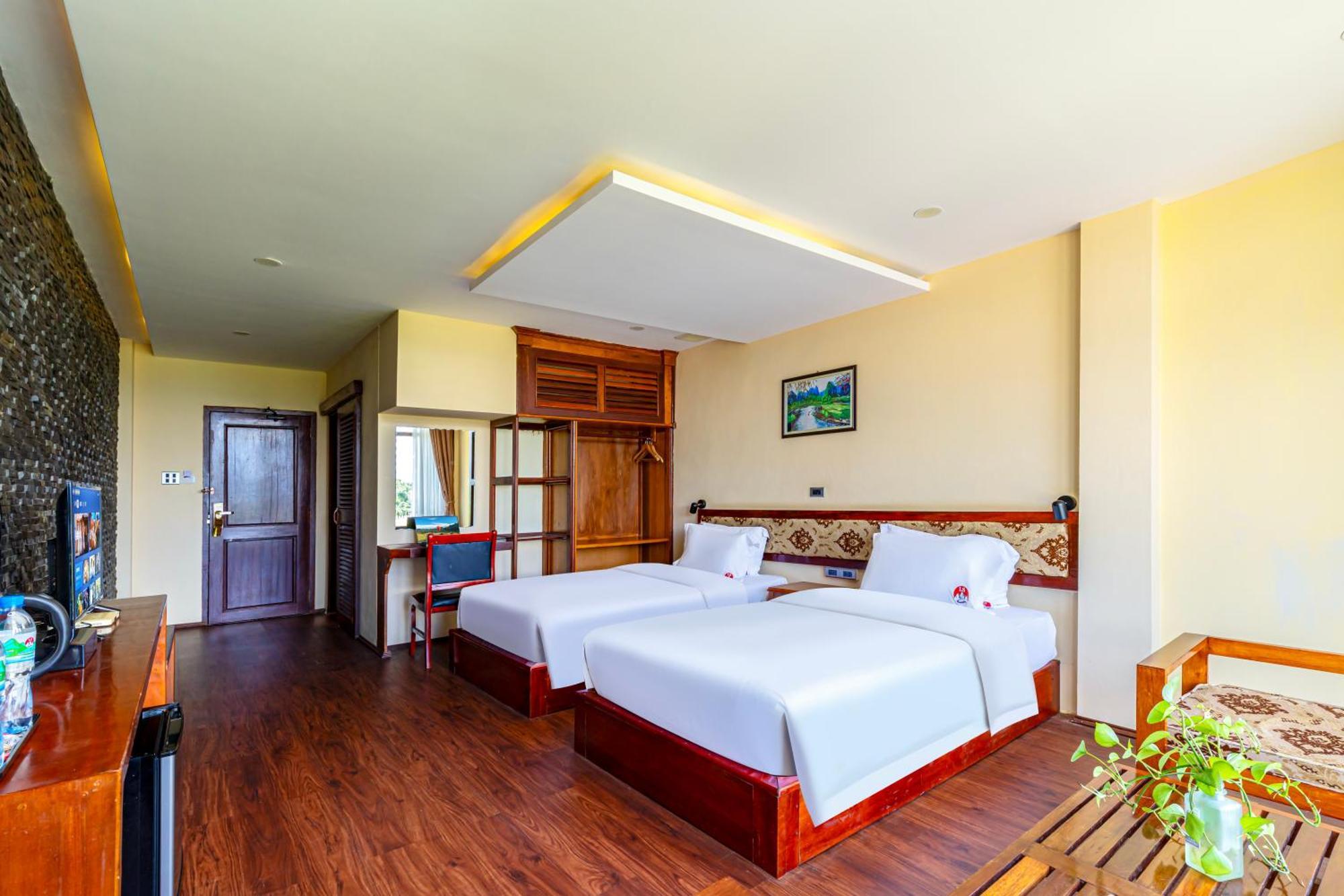 Lisha GrandHotel VangVieng Vang Vieng Exterior foto