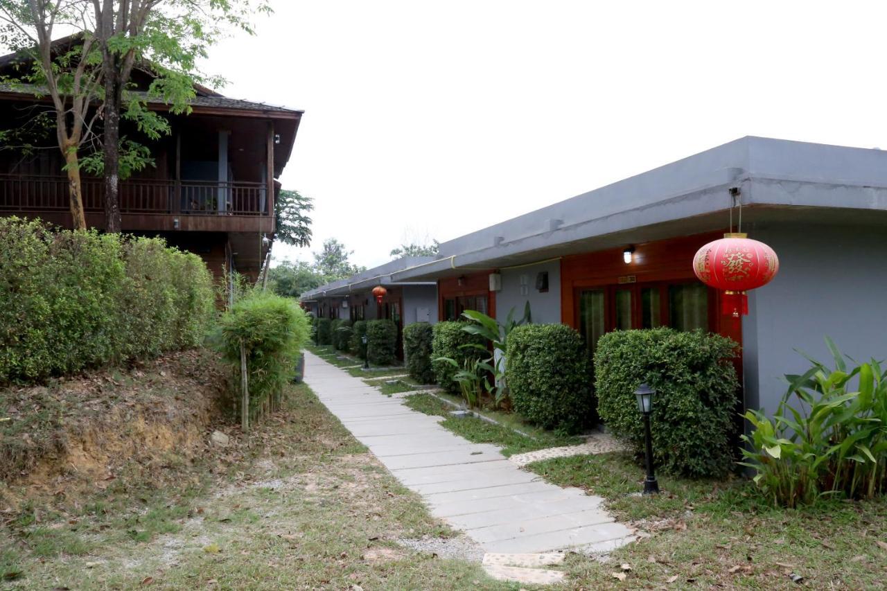 Lisha GrandHotel VangVieng Vang Vieng Exterior foto